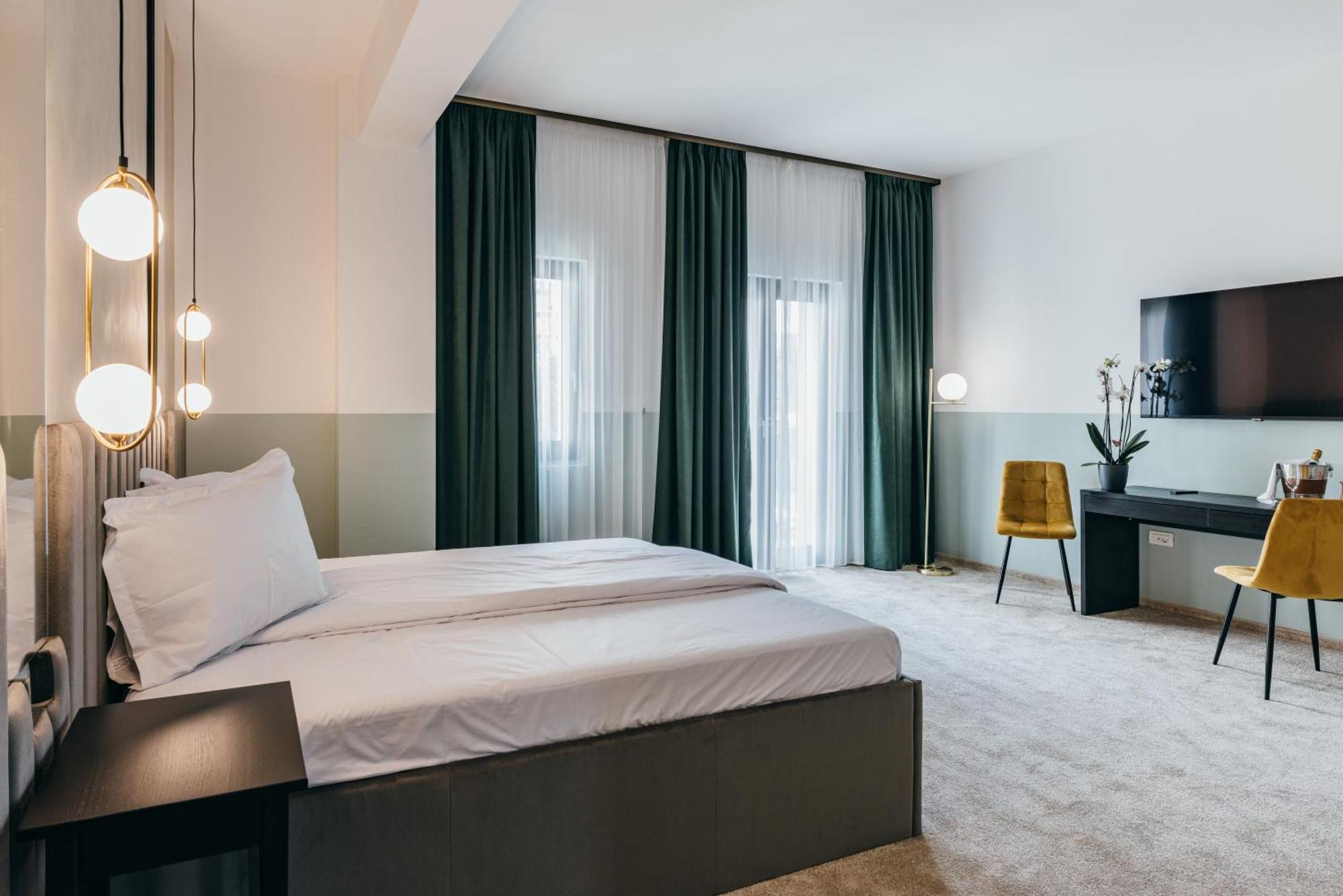 Hotel Agora Mures Târgu-Mureş Esterno foto